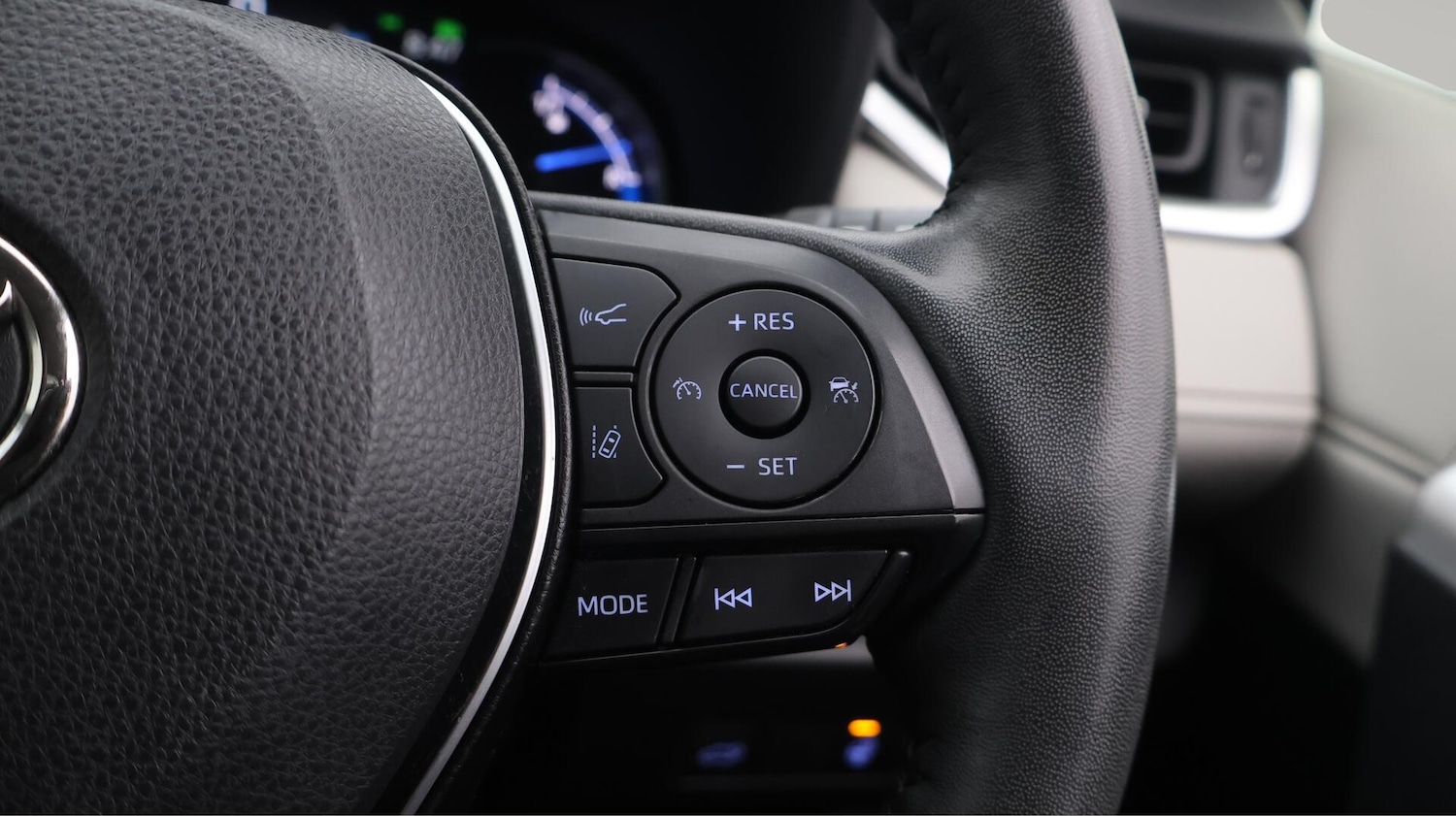 Used Toyota RAV4 2022 for sale - 76538385: Photo 26