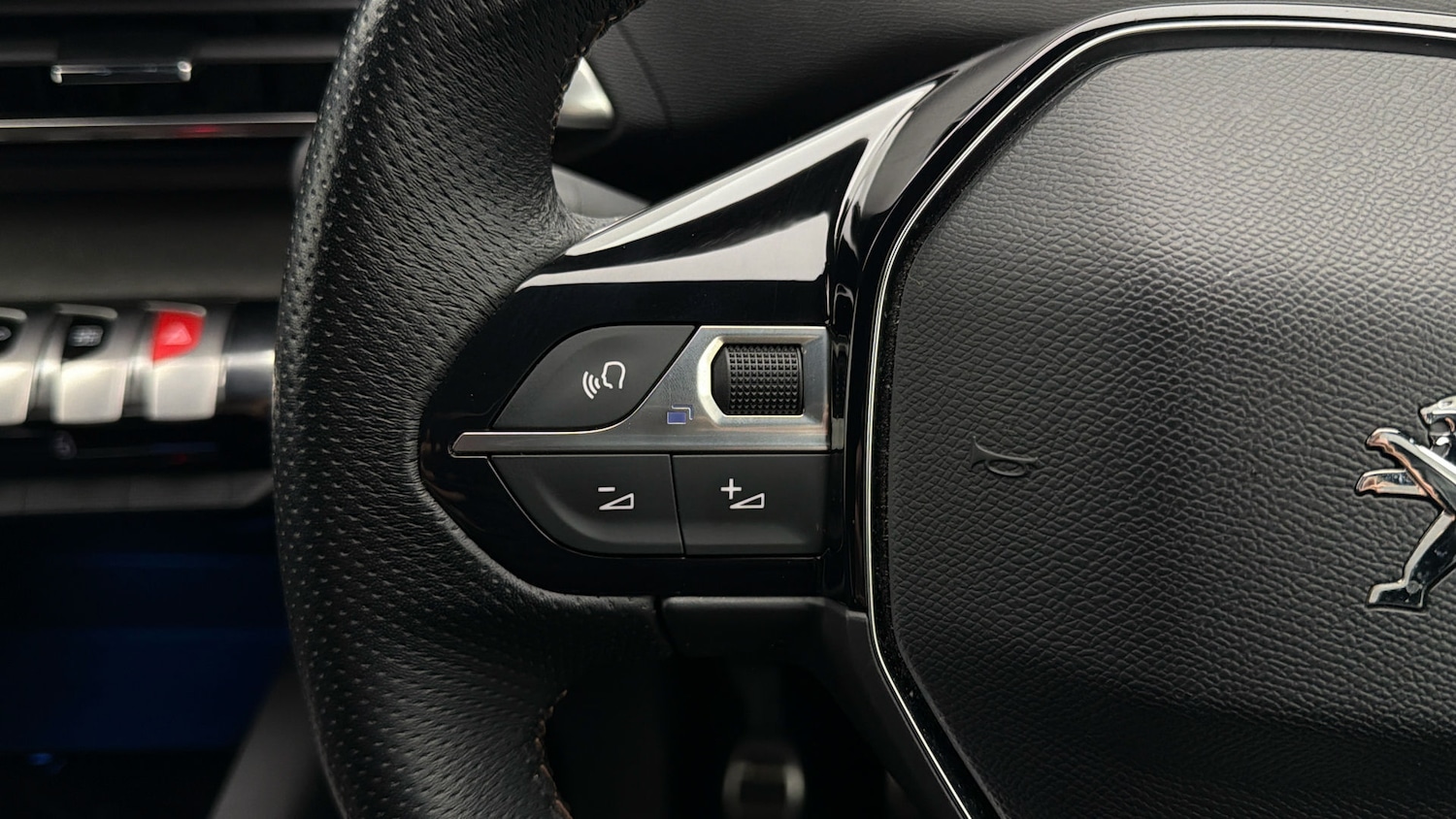 Used Peugeot 3008 2022 for sale - 77848528: Photo 22