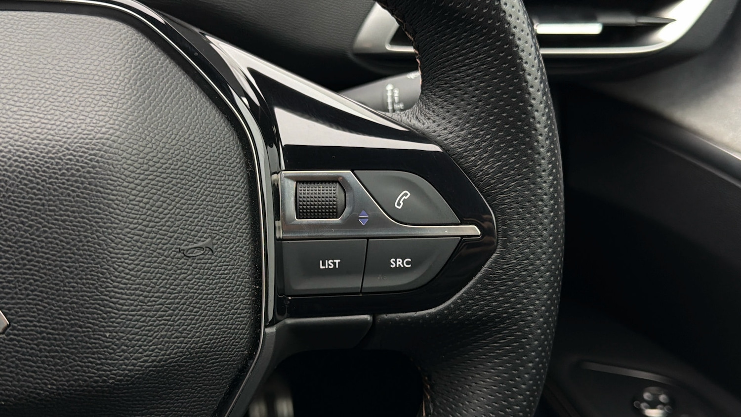 Used Peugeot 3008 2022 for sale - 77848528: Photo 23