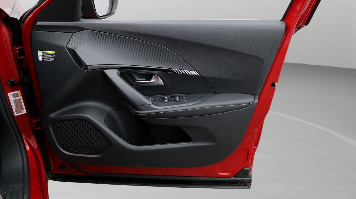 Used Peugeot 2008 2023 for sale - 77776123: Photo 15