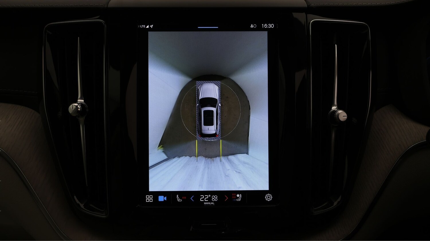 Used Volvo XC60 2022 for sale - 77931415: Photo 25