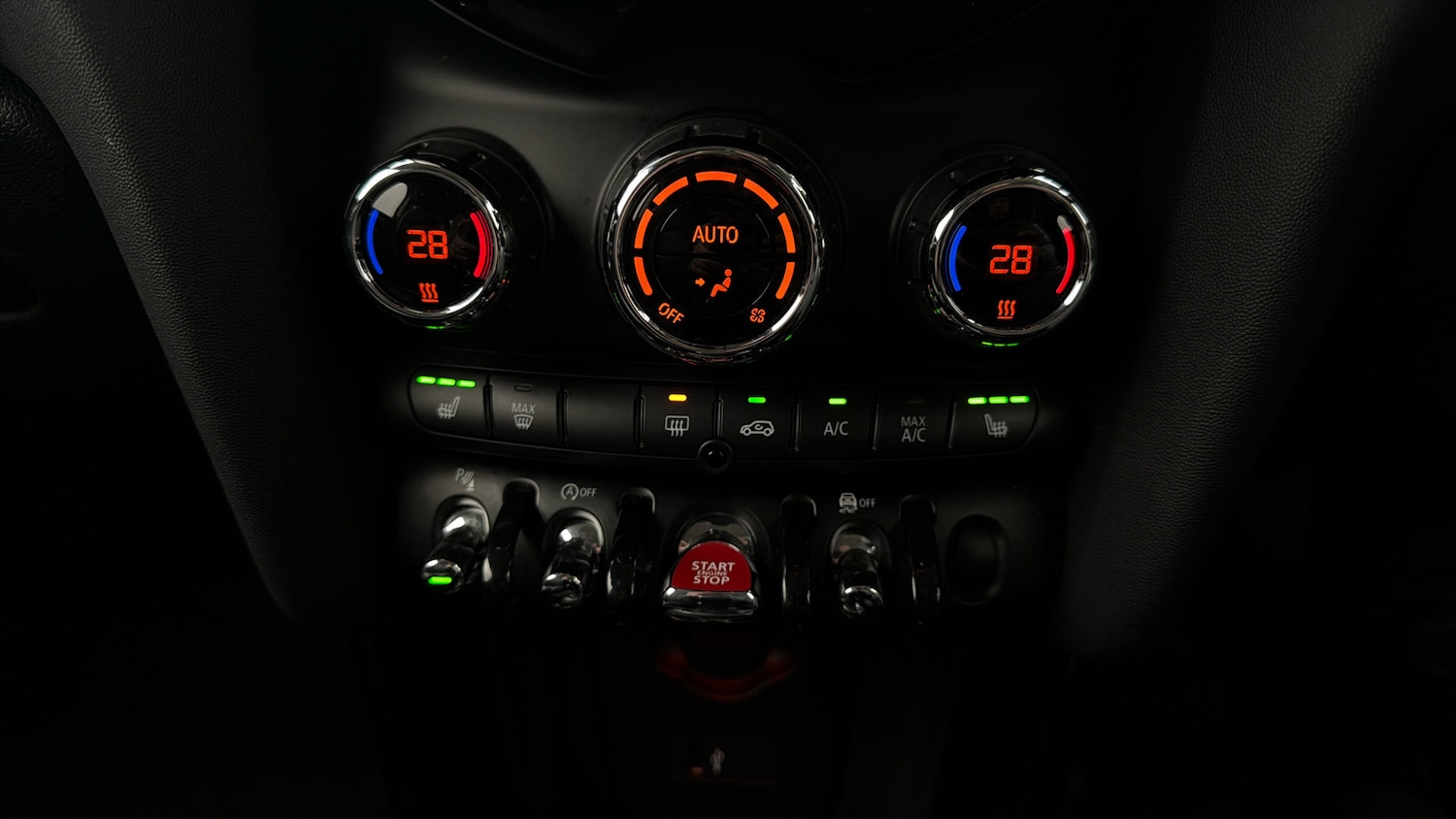 Used MINI Hatch 2020 for sale - 77963032: Photo 11