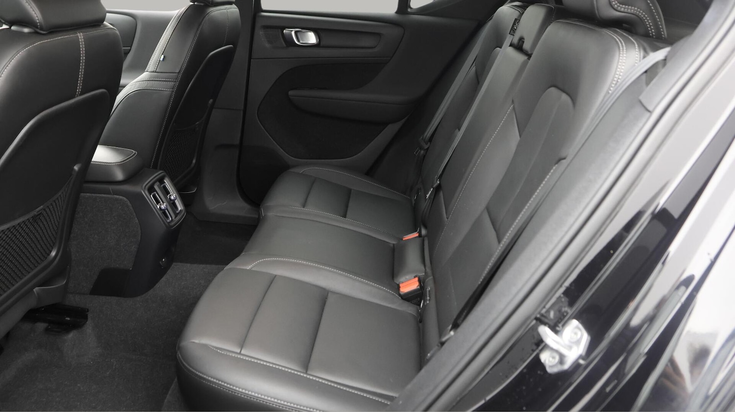 Used Volvo XC40 for sale - 76440400: Photo 17