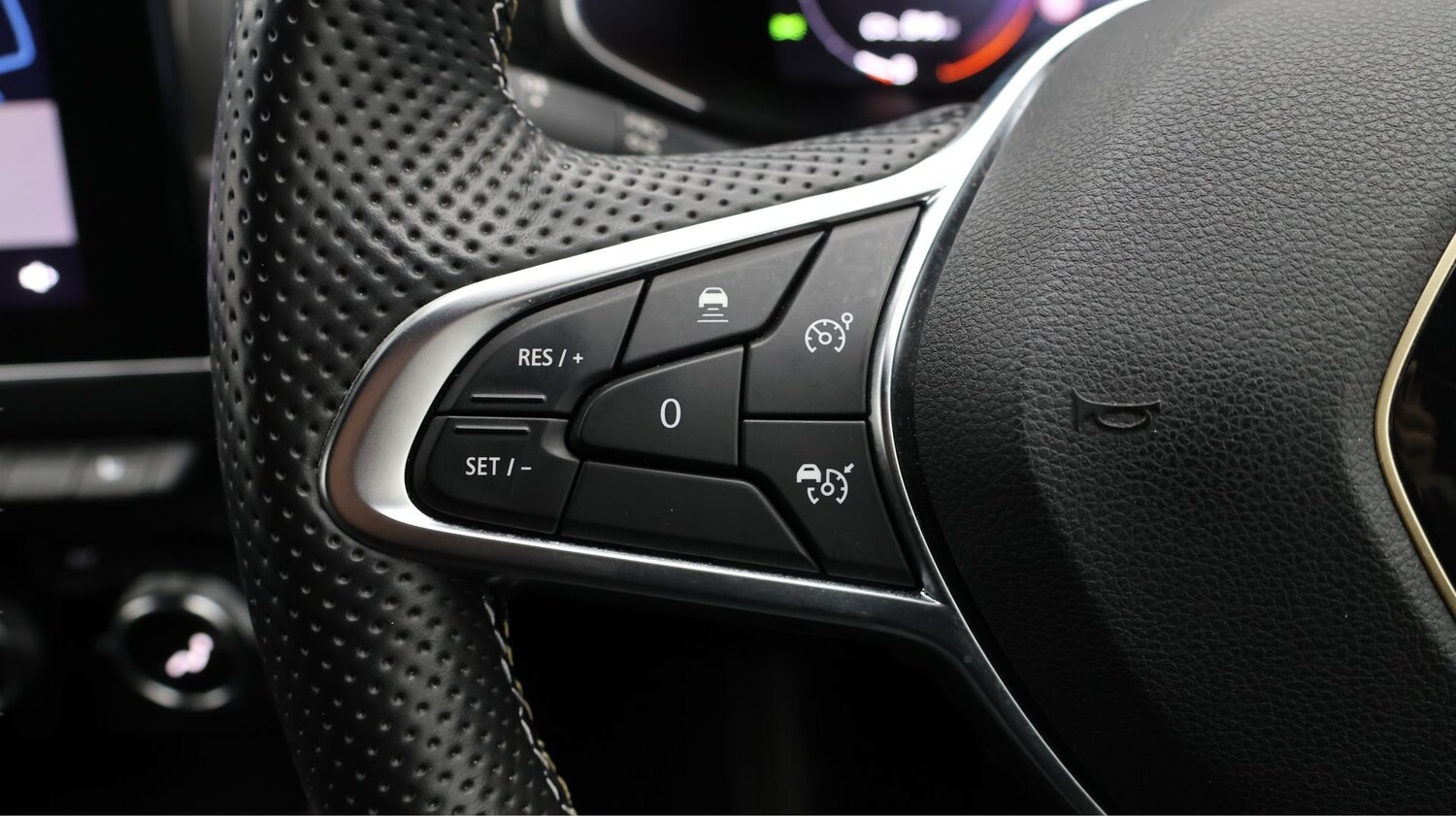 Used Renault Arkana 2023 for sale - 77365518: Photo 24