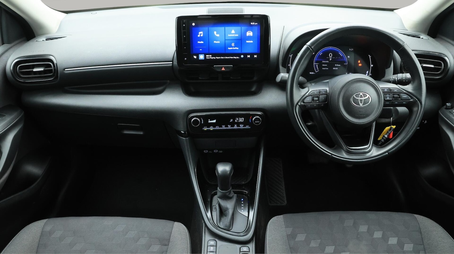 Used Toyota Yaris 2024 for sale - 76072716: Photo 14