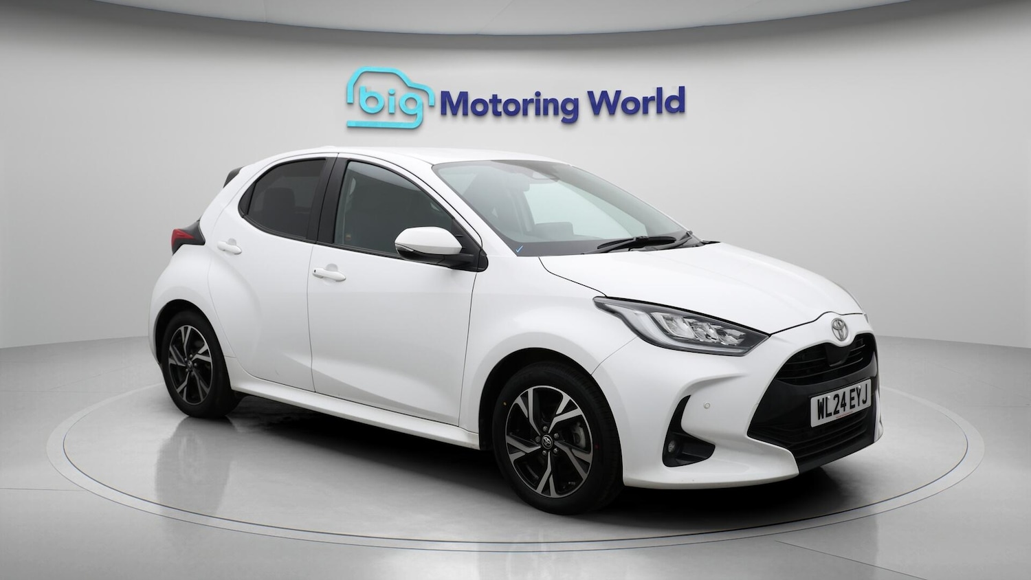 Used Toyota Yaris 2024 for sale - 76072716: Photo 2