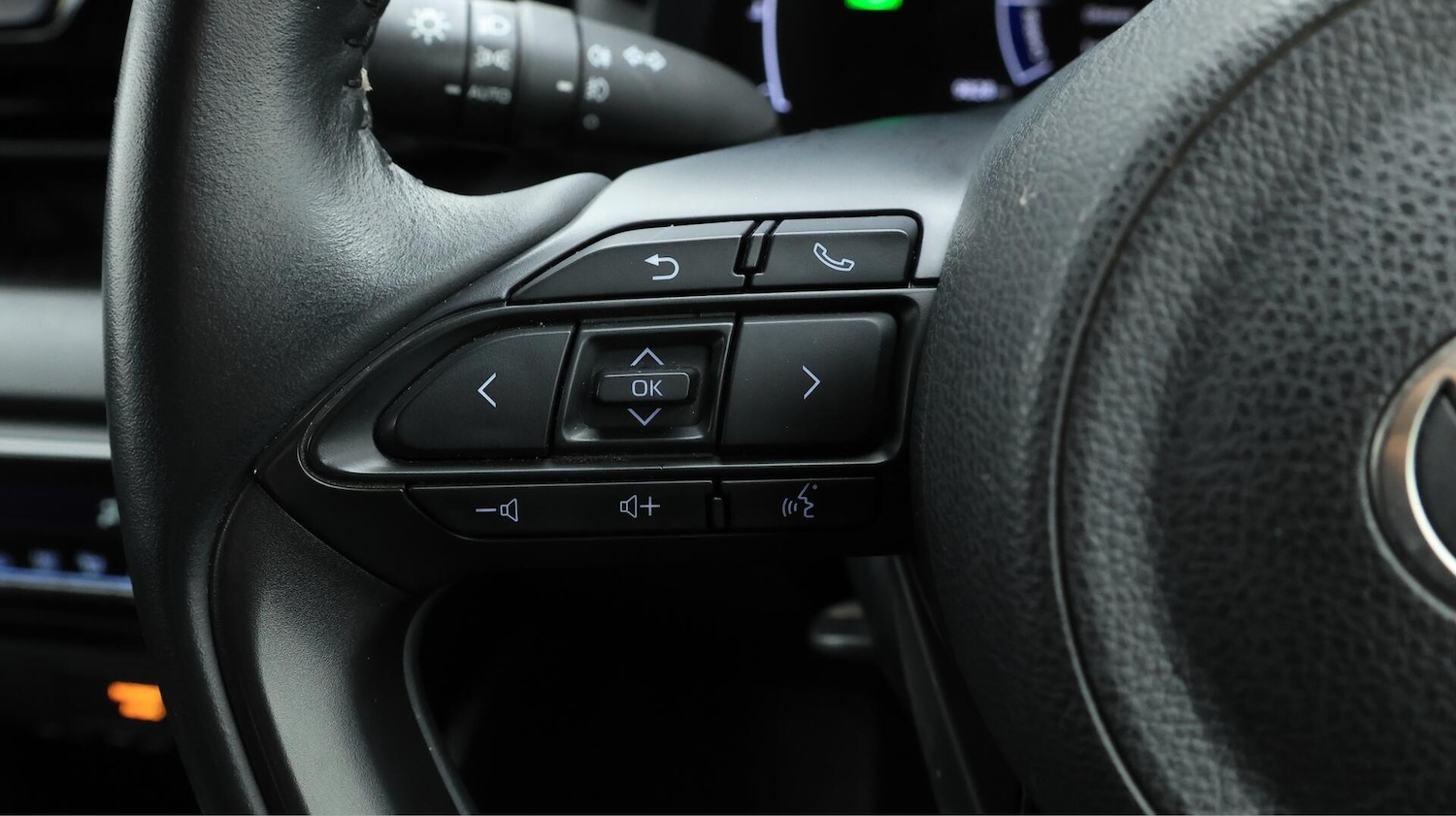 Used Toyota Yaris 2024 for sale - 76072716: Photo 24