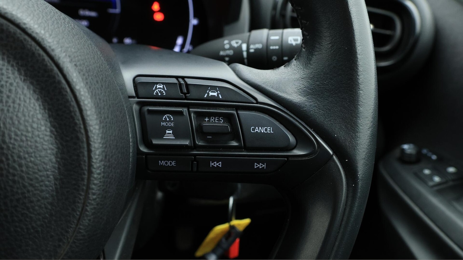 Used Toyota Yaris 2024 for sale - 76072716: Photo 25