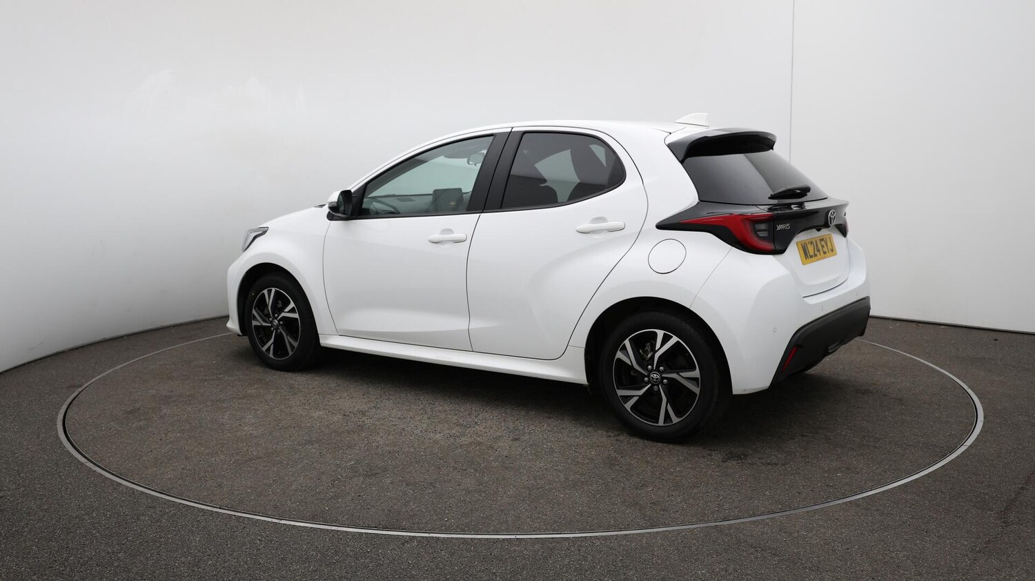 Used Toyota Yaris 2024 for sale - 76072716: Photo 36