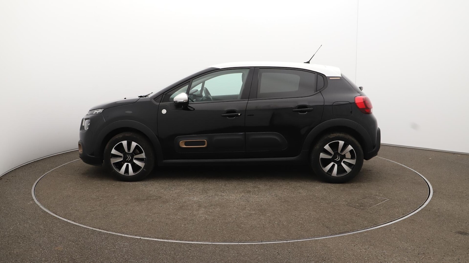 Used Citroen C3 2023 for sale - 76657621: Photo 65