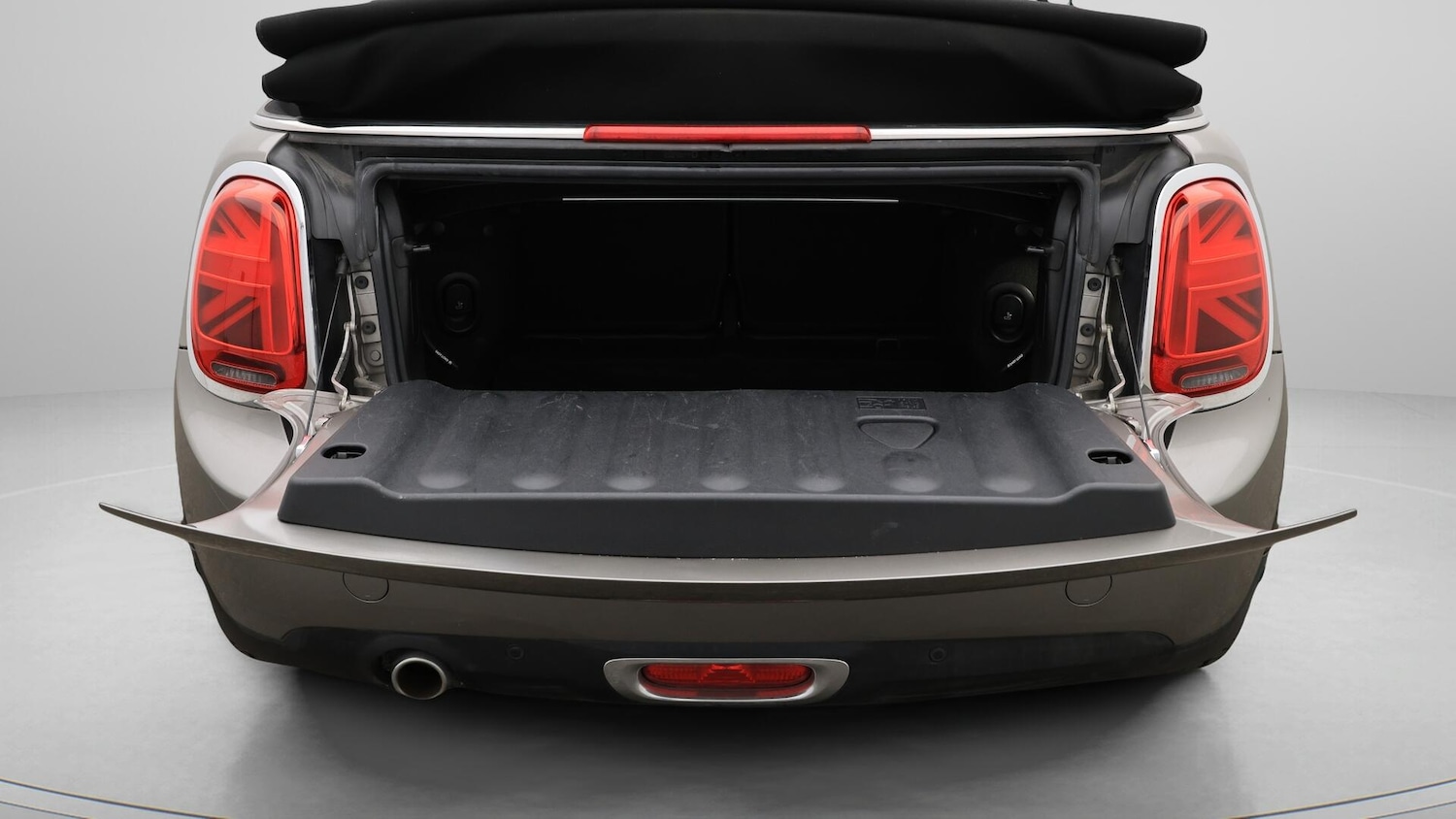 Used MINI Convertible 2019 for sale - 76200174: Photo 18