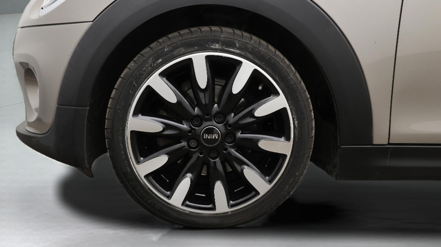 Used MINI Convertible 2019 for sale - 76200174: Photo 19