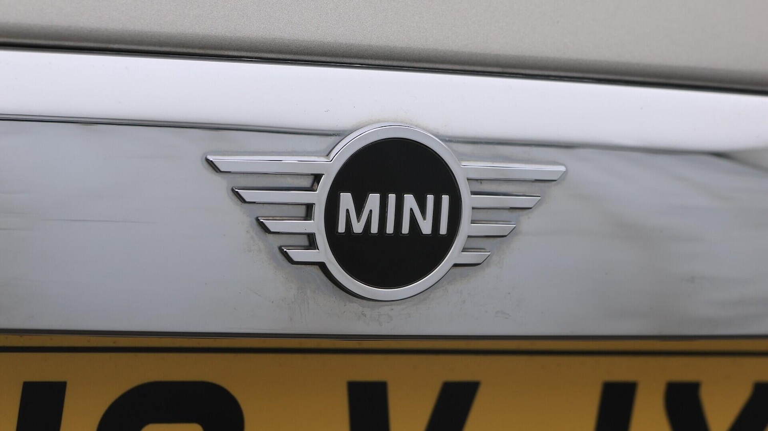 Used MINI Convertible 2019 for sale - 76200174: Photo 23