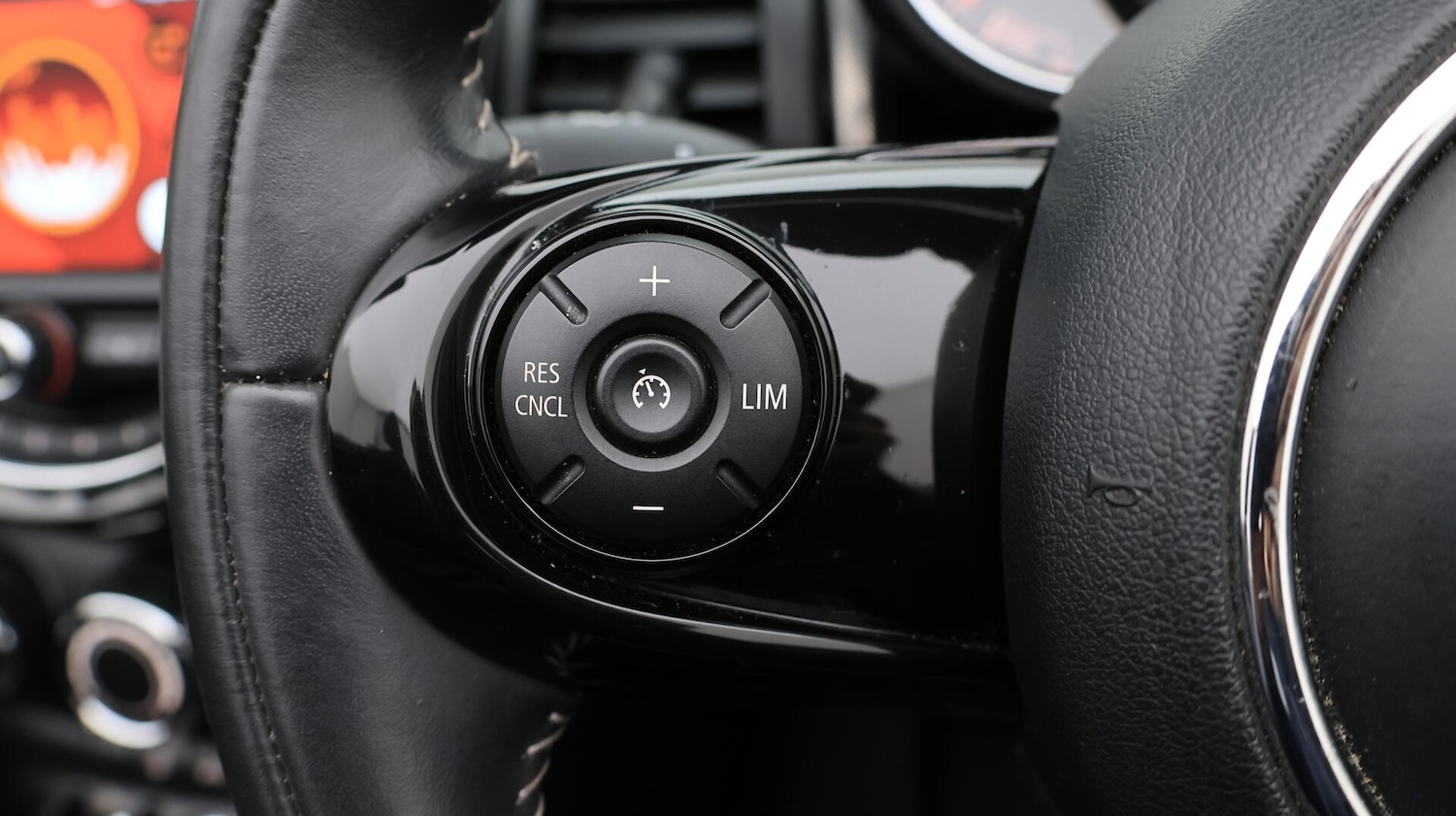 Used MINI Convertible 2019 for sale - 76200174: Photo 26