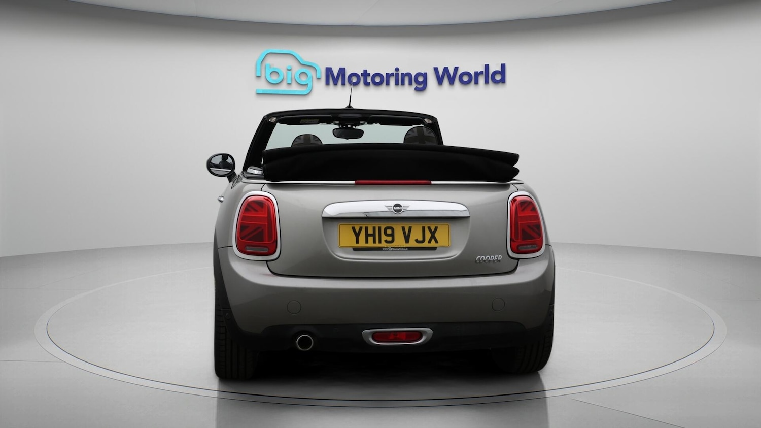 Used MINI Convertible 2019 for sale - 76200174: Photo 7