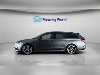 Used Skoda Octavia 2024 for sale - 79448293: Photo