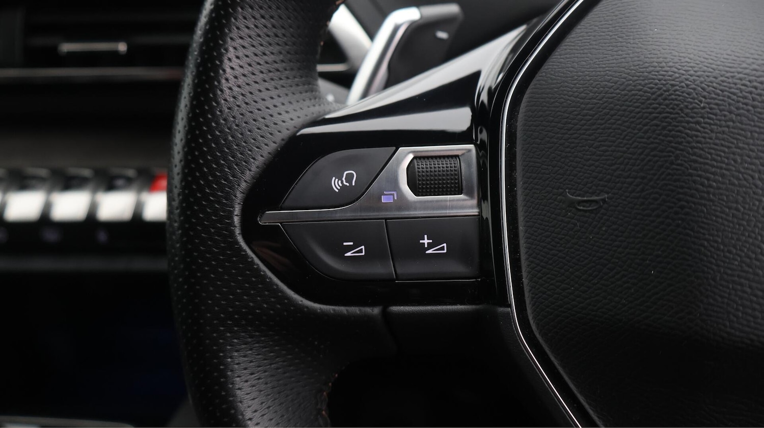 Used Peugeot 5008 2024 for sale - 76759670: Photo 28