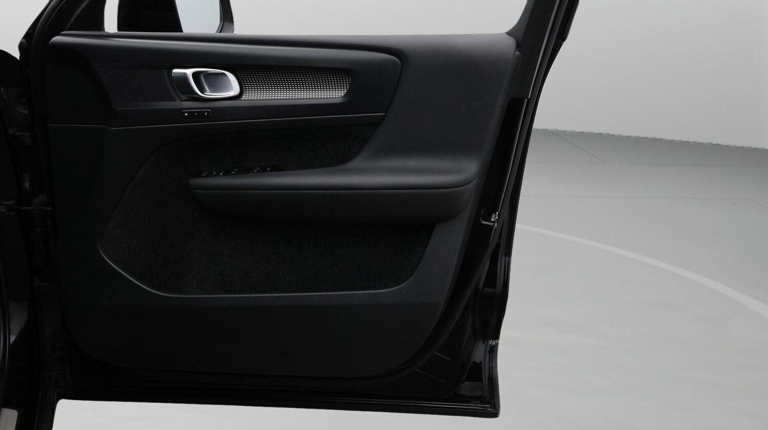 Used Volvo XC40 2021 for sale - 76473354: Photo 16