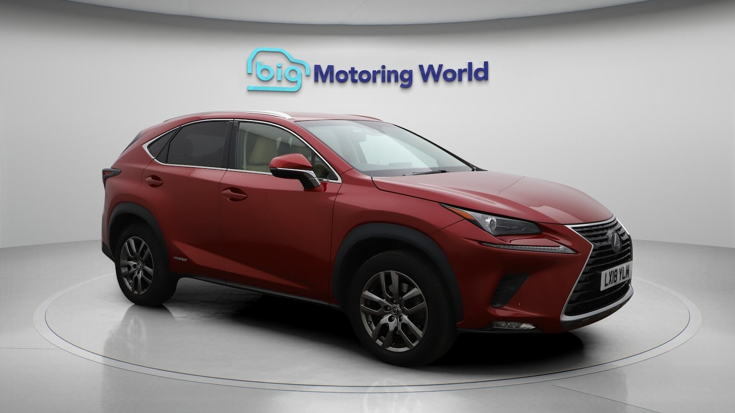 Used Lexus NX 2018 for sale - 76456928: Photo 2