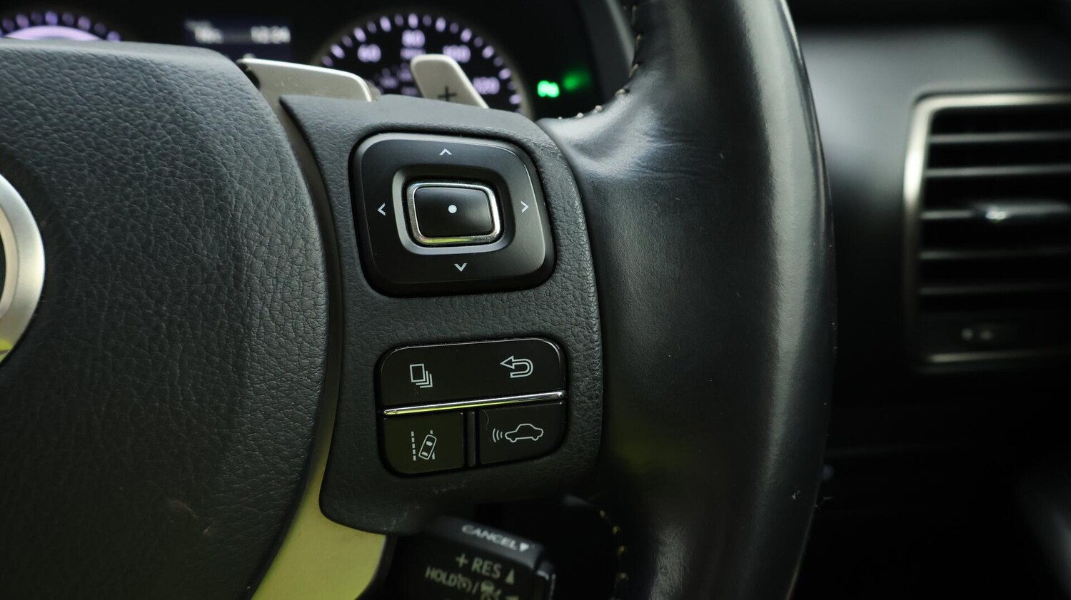 Used Lexus NX 2018 for sale - 76456928: Photo 25