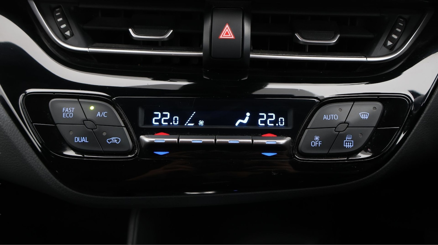 Used Toyota C-HR 2022 for sale - 77225261: Photo 12