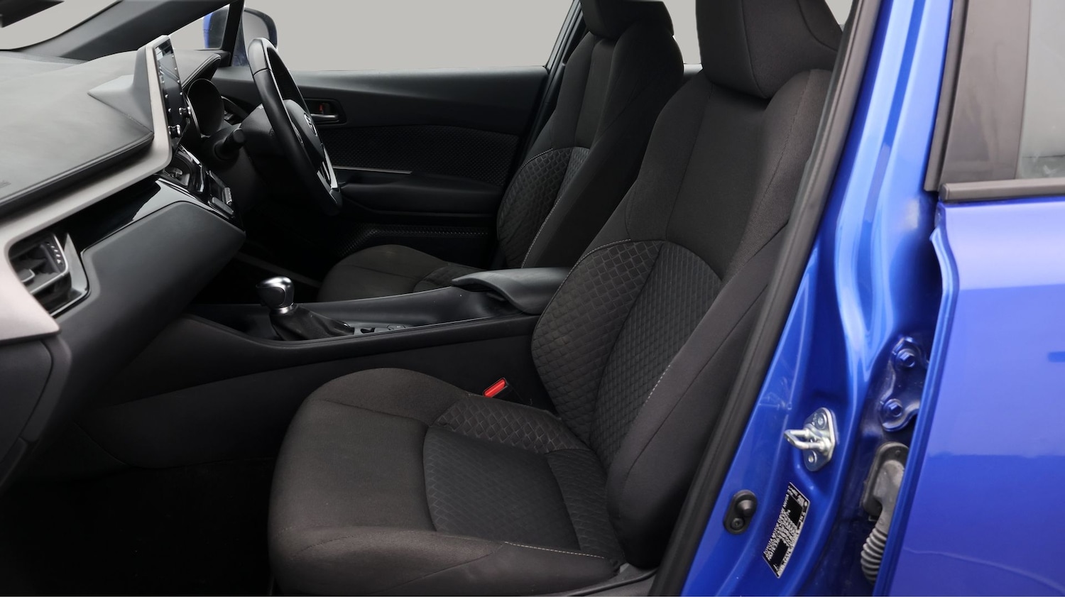 Used Toyota C-HR 2022 for sale - 77225261: Photo 14