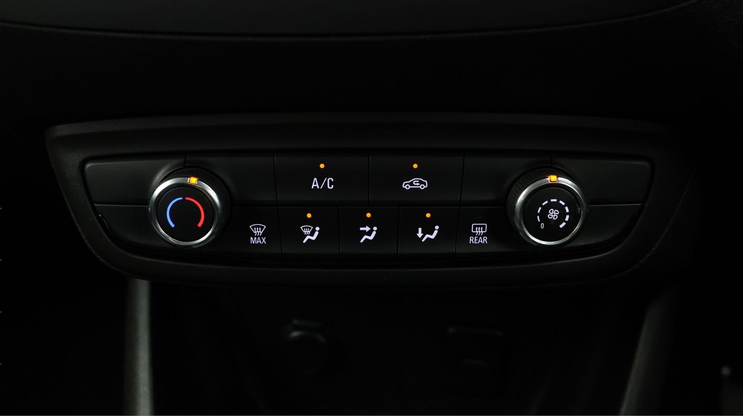 Used Vauxhall Crossland 2022 for sale - 77743484: Photo 12