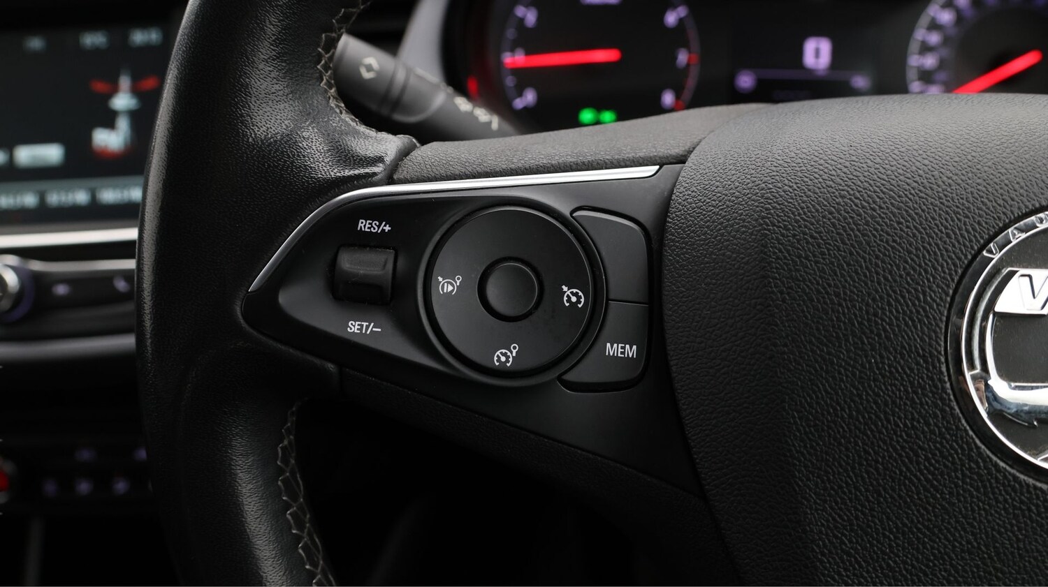 Used Vauxhall Crossland 2022 for sale - 77743484: Photo 20