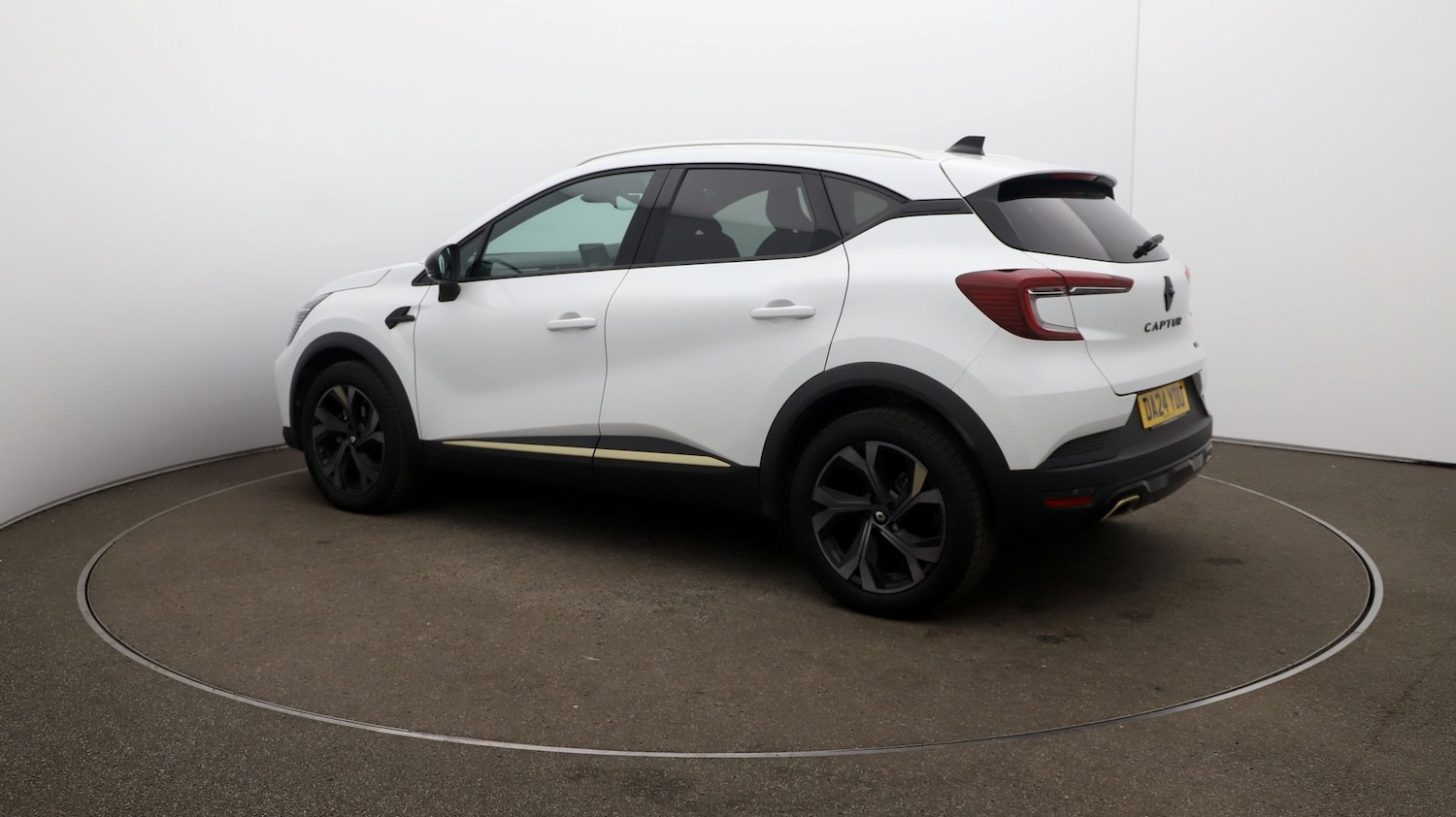 Used Renault Captur for sale - 76810786: Photo 28