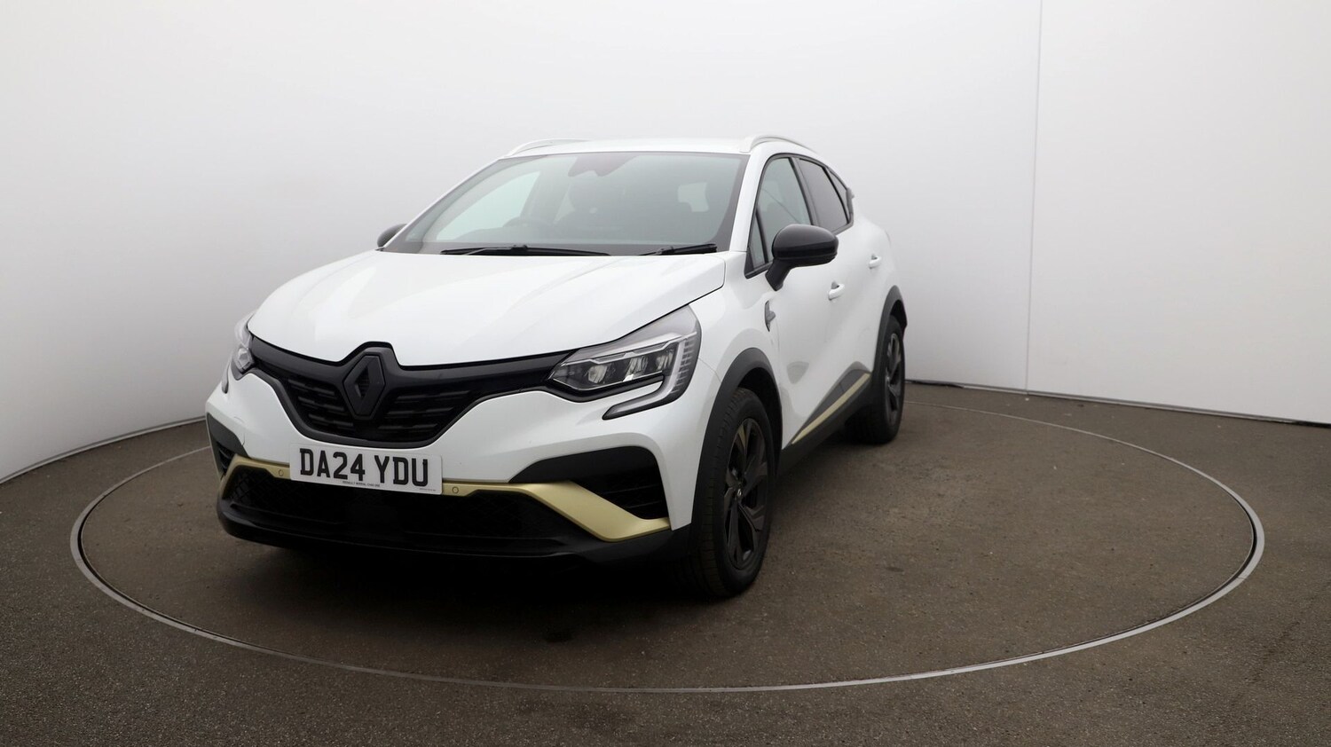 Used Renault Captur for sale - 76810786: Photo 30