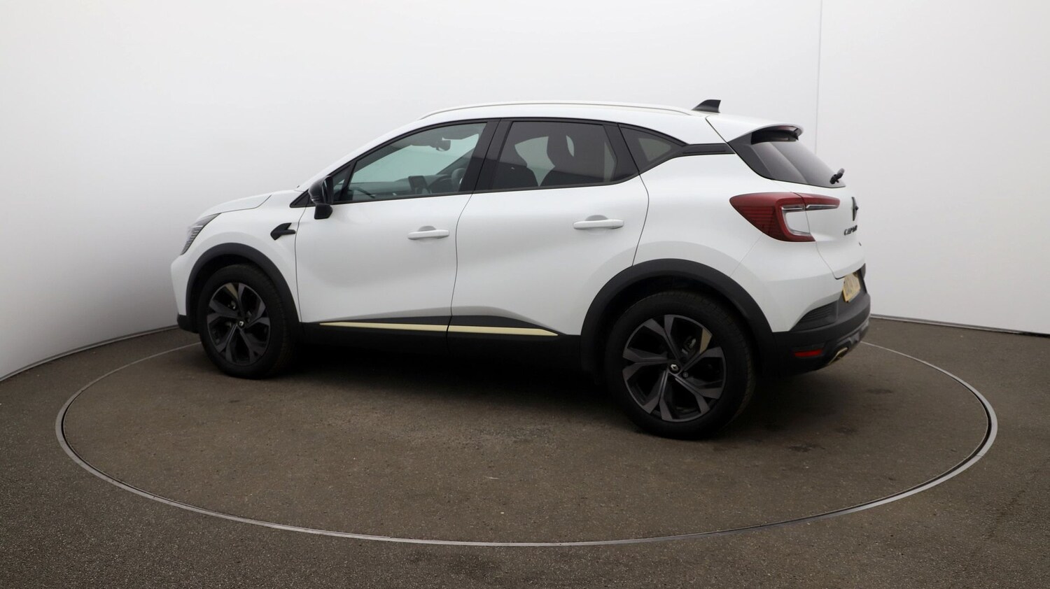 Used Renault Captur for sale - 76810786: Photo 39