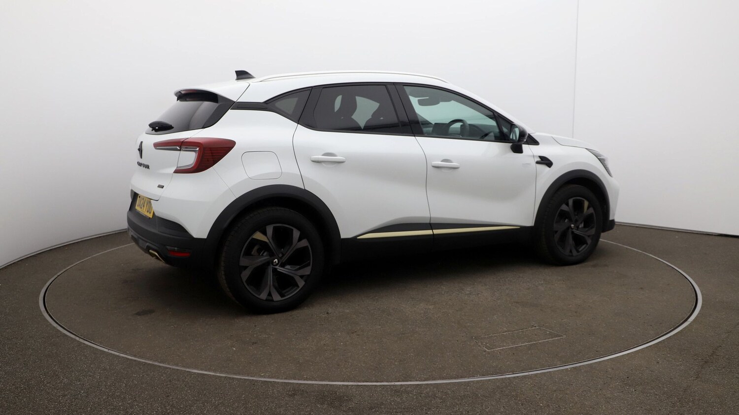 Used Renault Captur for sale - 76810786: Photo 44