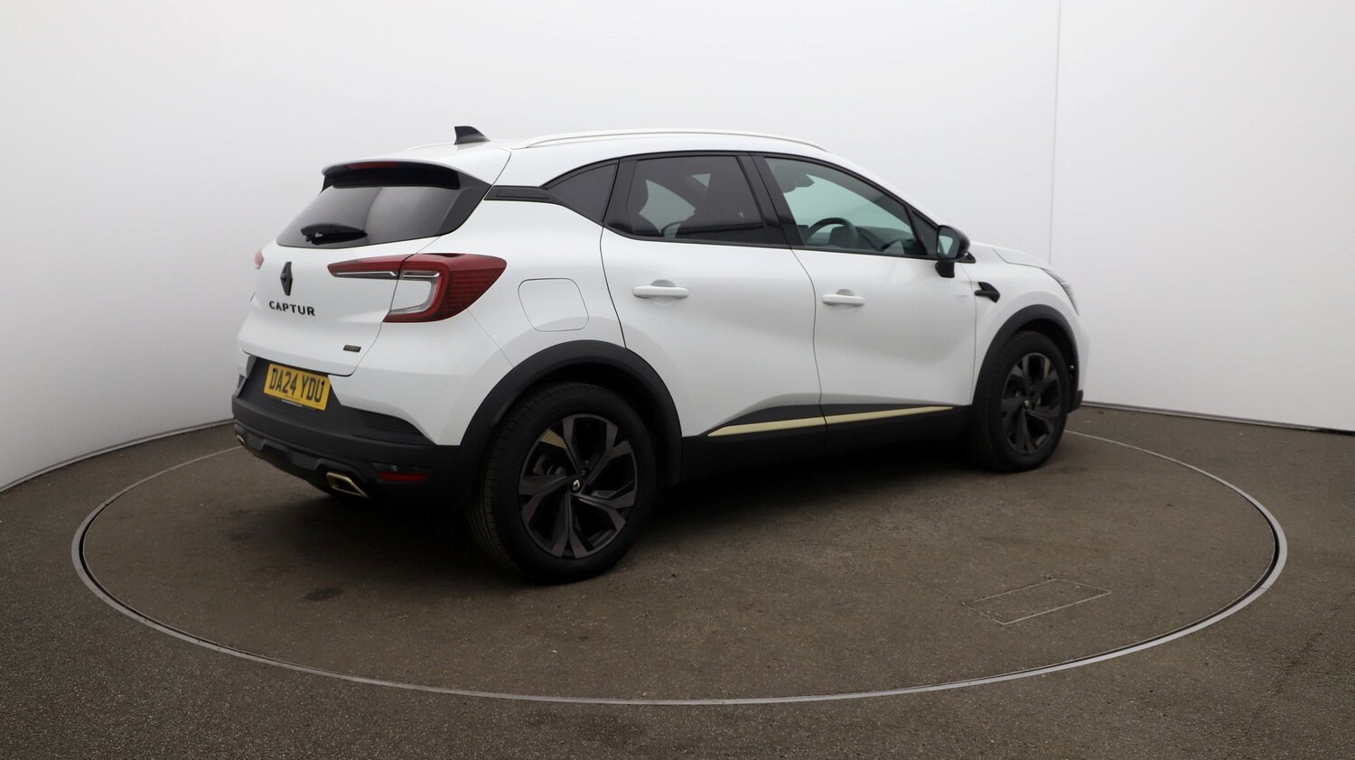 Used Renault Captur for sale - 76810786: Photo 45