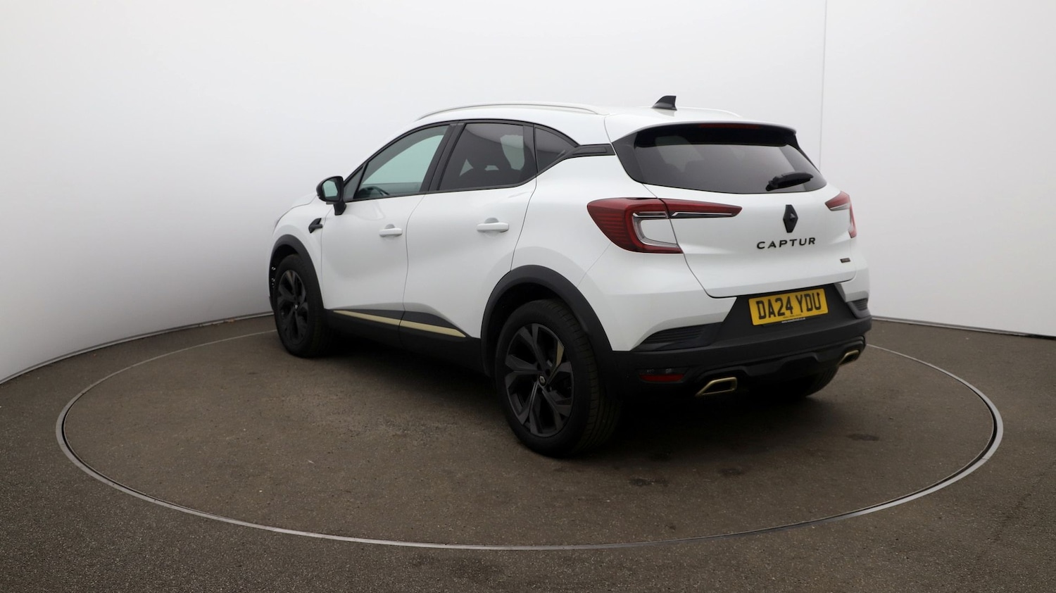 Used Renault Captur for sale - 76810786: Photo 54