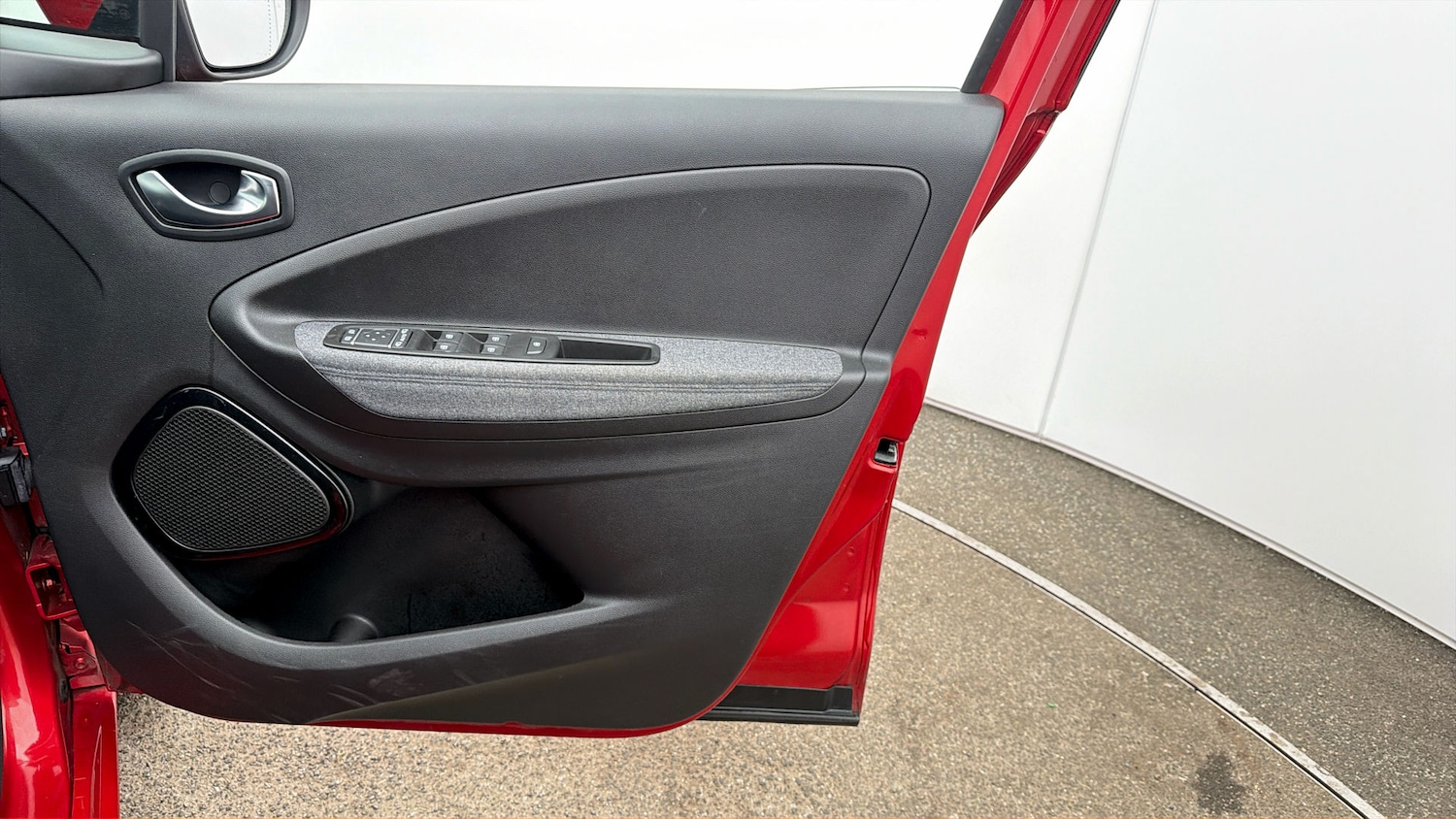 Used Renault Zoe 2021 for sale - 77997526: Photo 14