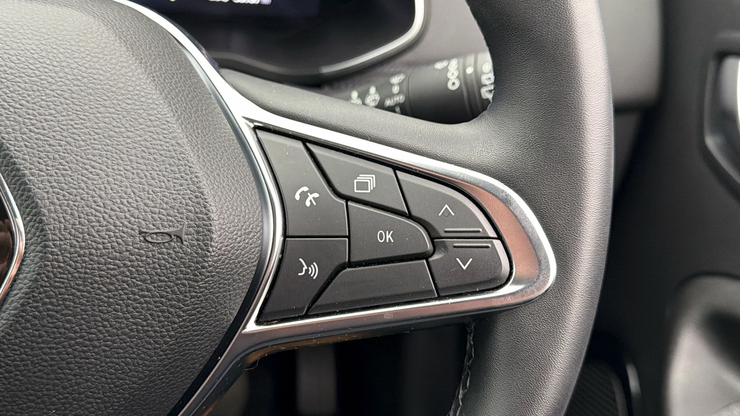 Used Renault Zoe 2021 for sale - 77997526: Photo 24