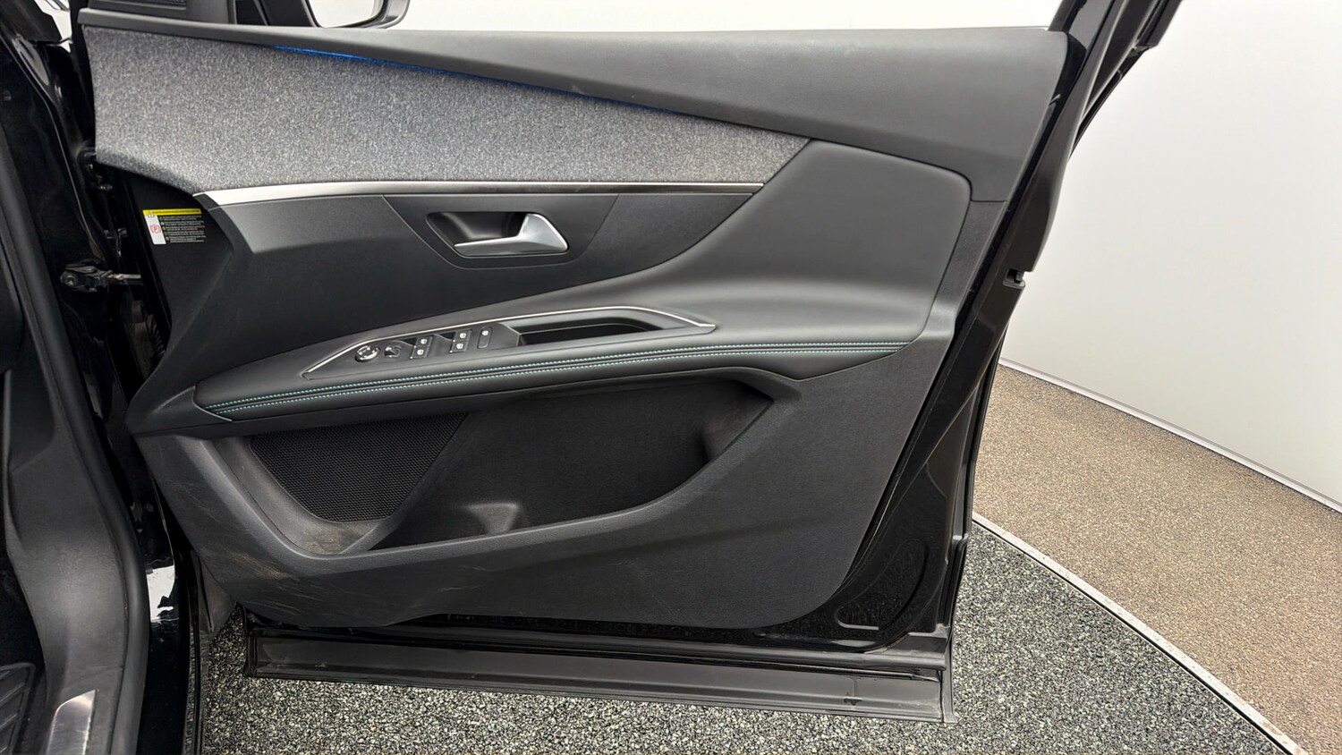 Used Peugeot 3008 2023 for sale - 78177287: Photo 14