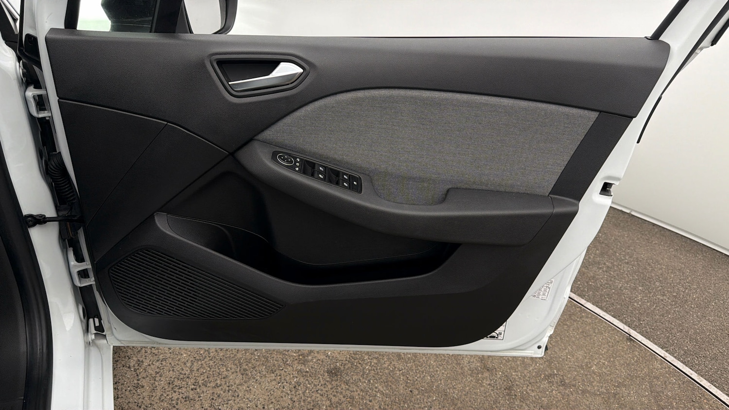 Used Renault Clio 2024 for sale - 77938338: Photo 14