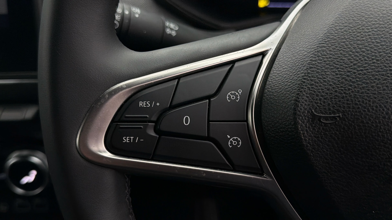 Used Renault Clio 2024 for sale - 77938338: Photo 23