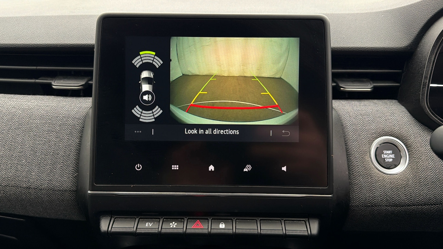 Used Renault Clio 2024 for sale - 77938338: Photo 27