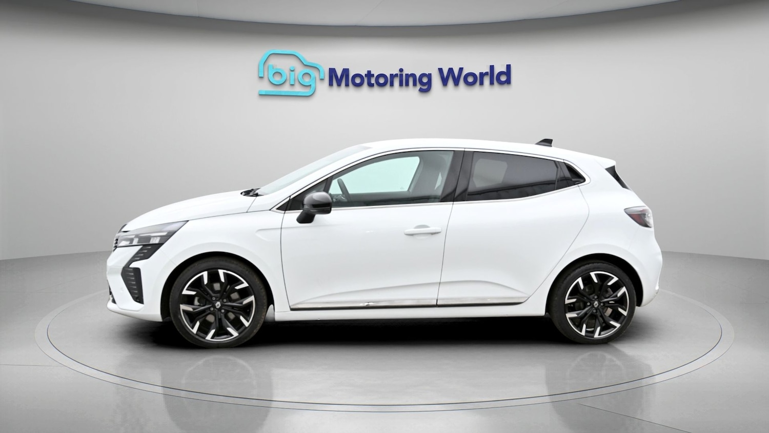 Used Renault Clio 2024 for sale - 77938338: Photo 4