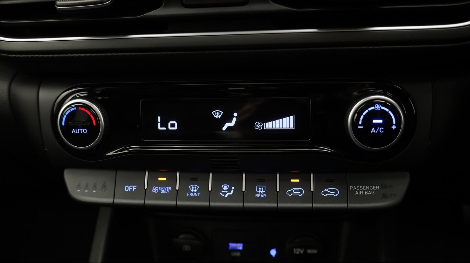 Used Hyundai KONA 2022 for sale - 76521675: Photo 13