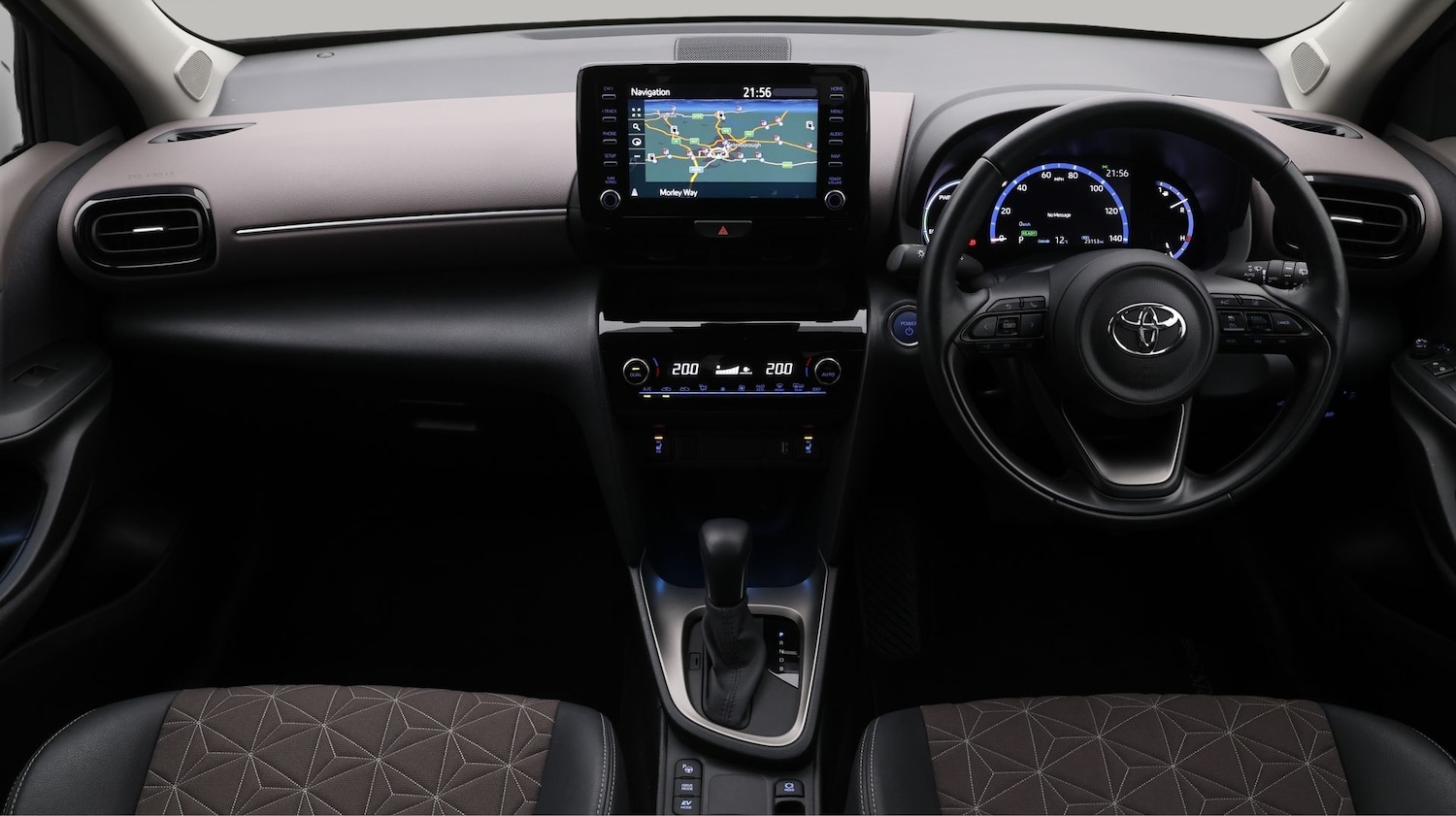 Used Toyota Yaris Cross 2023 for sale - 77460114: Photo 13