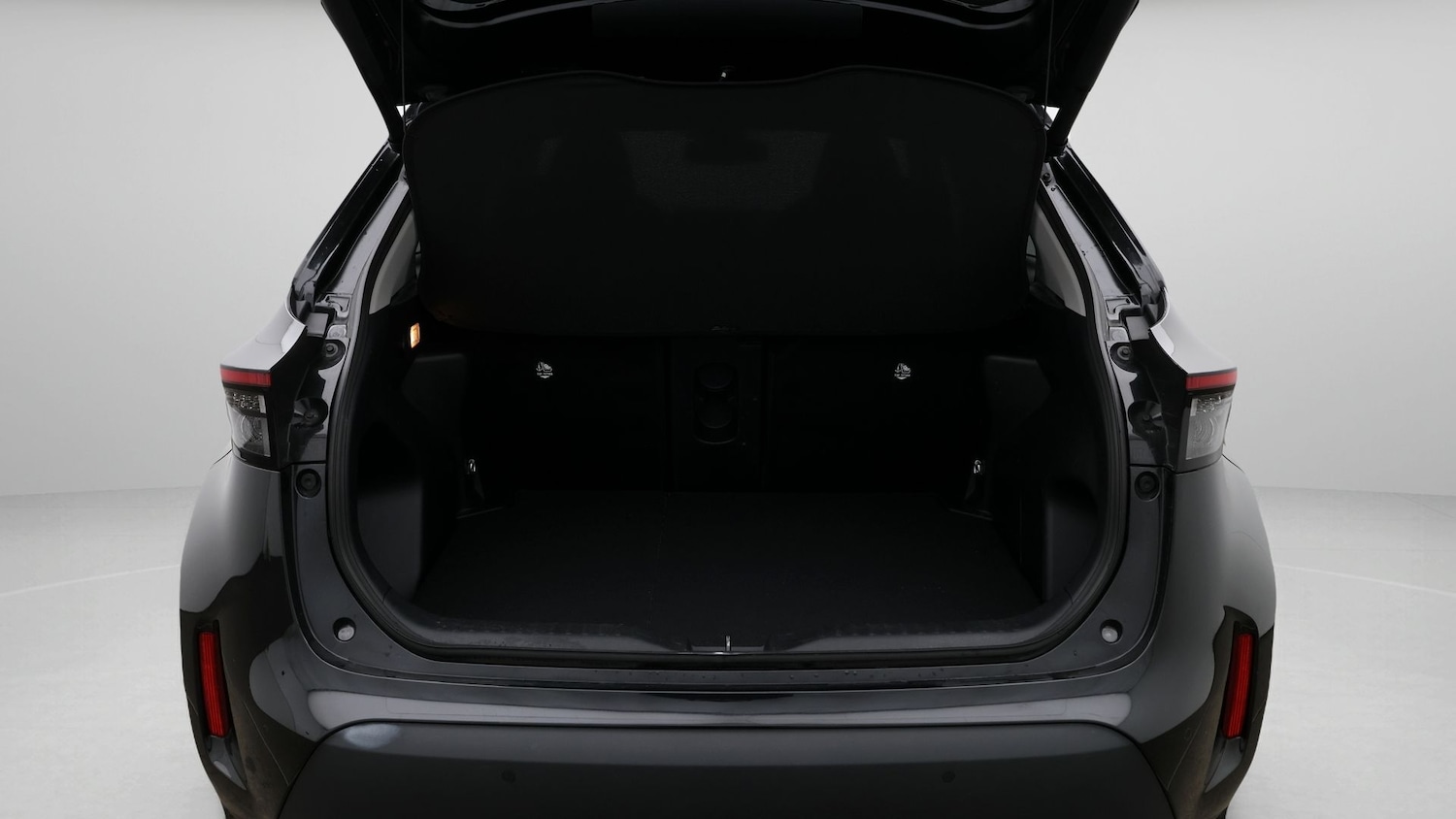 Used Toyota Yaris Cross 2023 for sale - 77460114: Photo 17