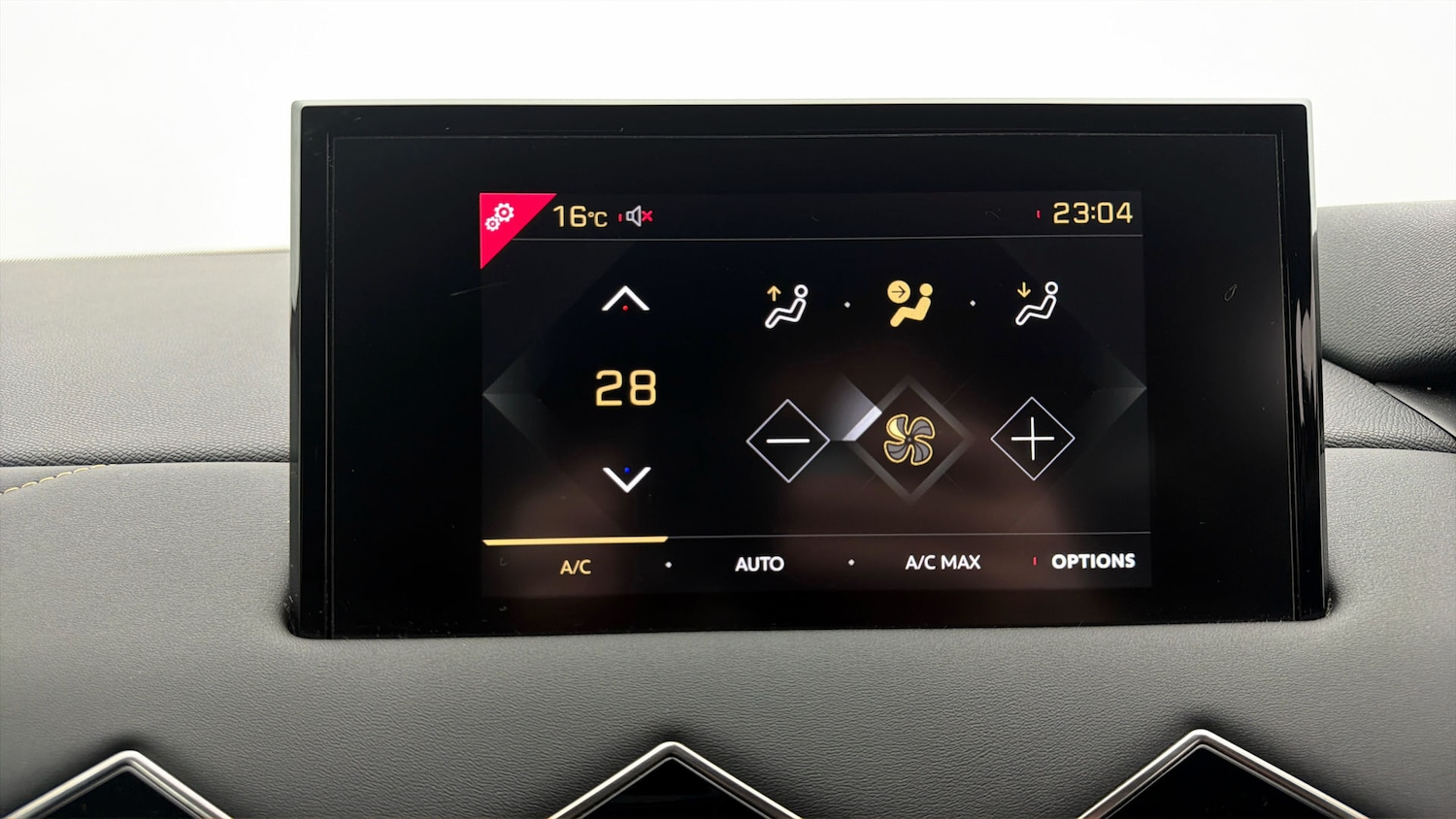 Used DS Automobiles DS 3 Crossback 2022 for sale - 78026325: Photo 11