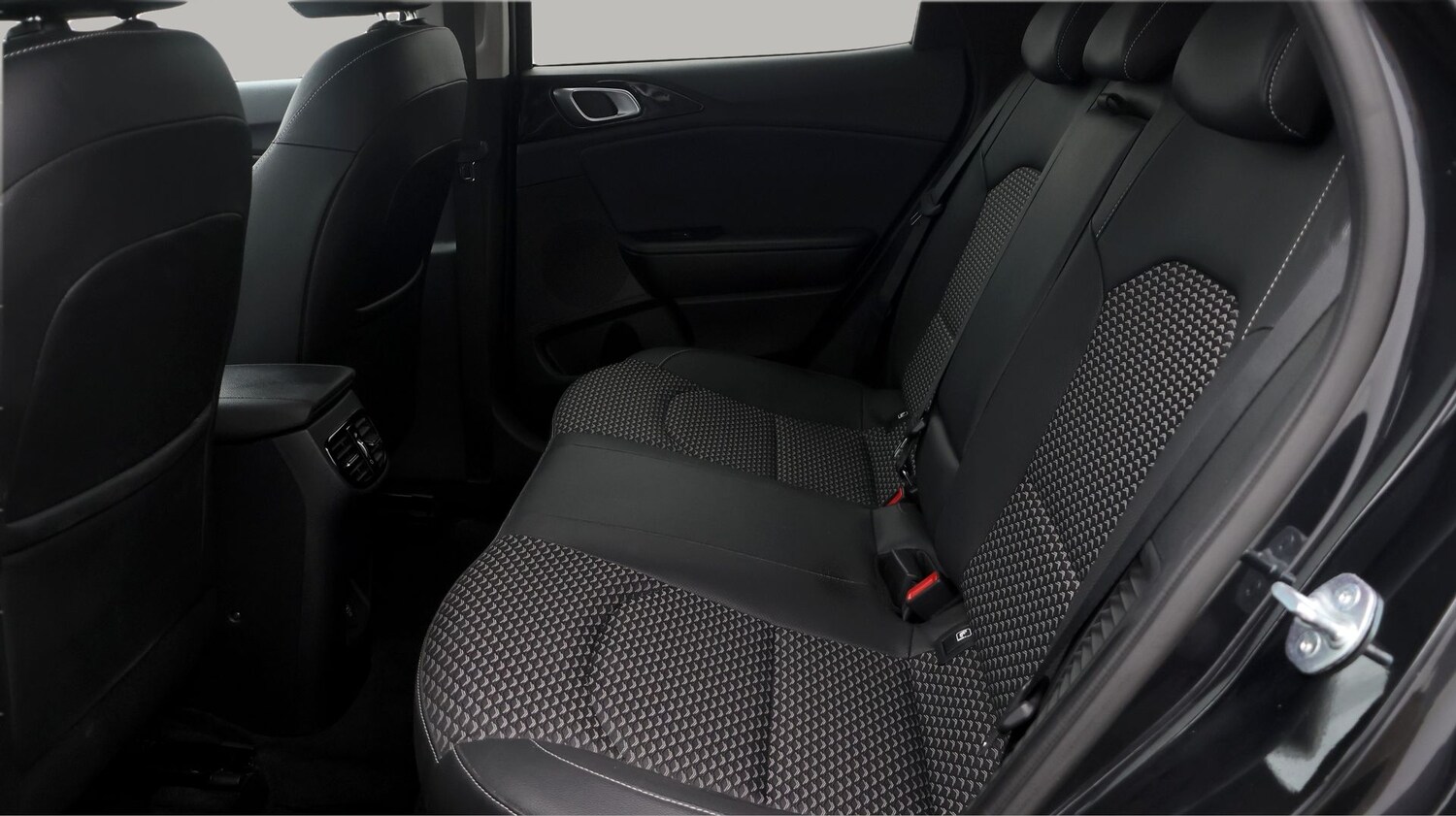 Used Kia XCeed for sale - 77579723: Photo 16