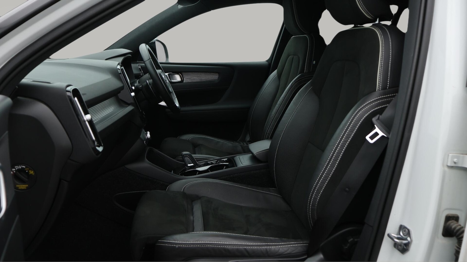 Used Volvo XC40 2020 for sale - 76753308: Photo 15