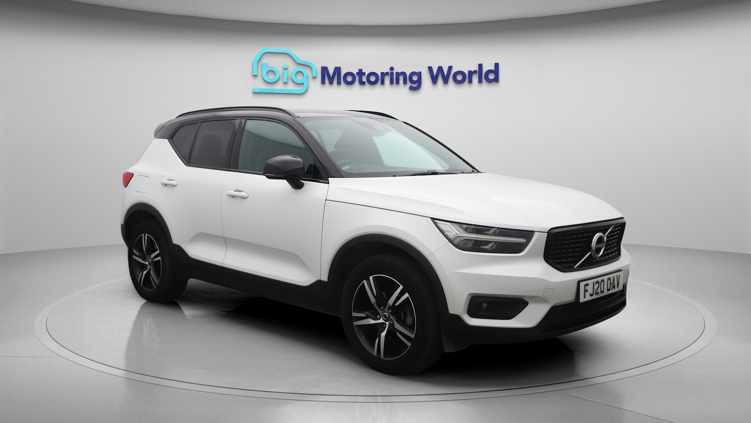 Used Volvo XC40 2020 for sale - 76753308: Photo 2