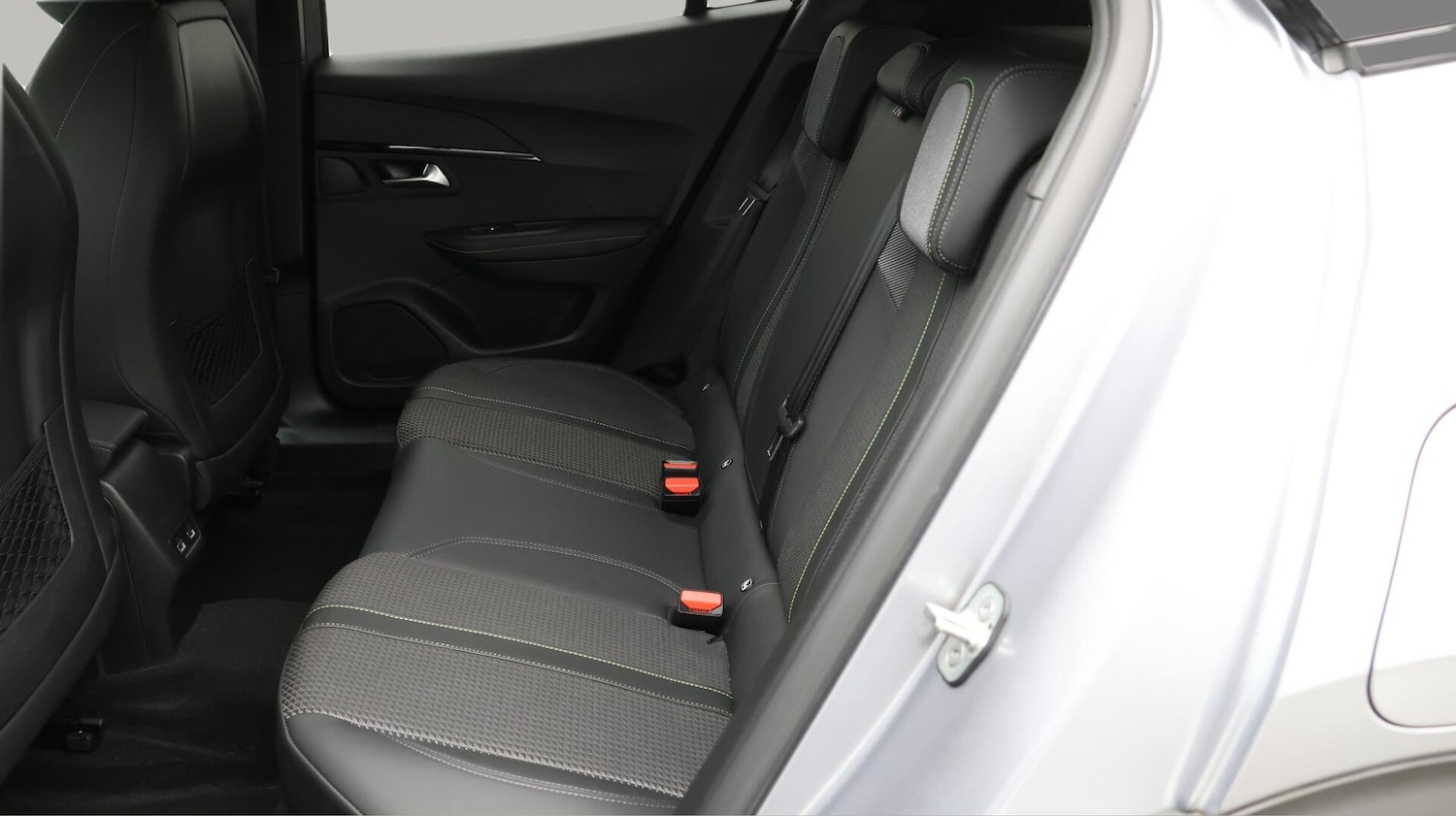 Used Peugeot 2008 2022 for sale - 76549159: Photo 17