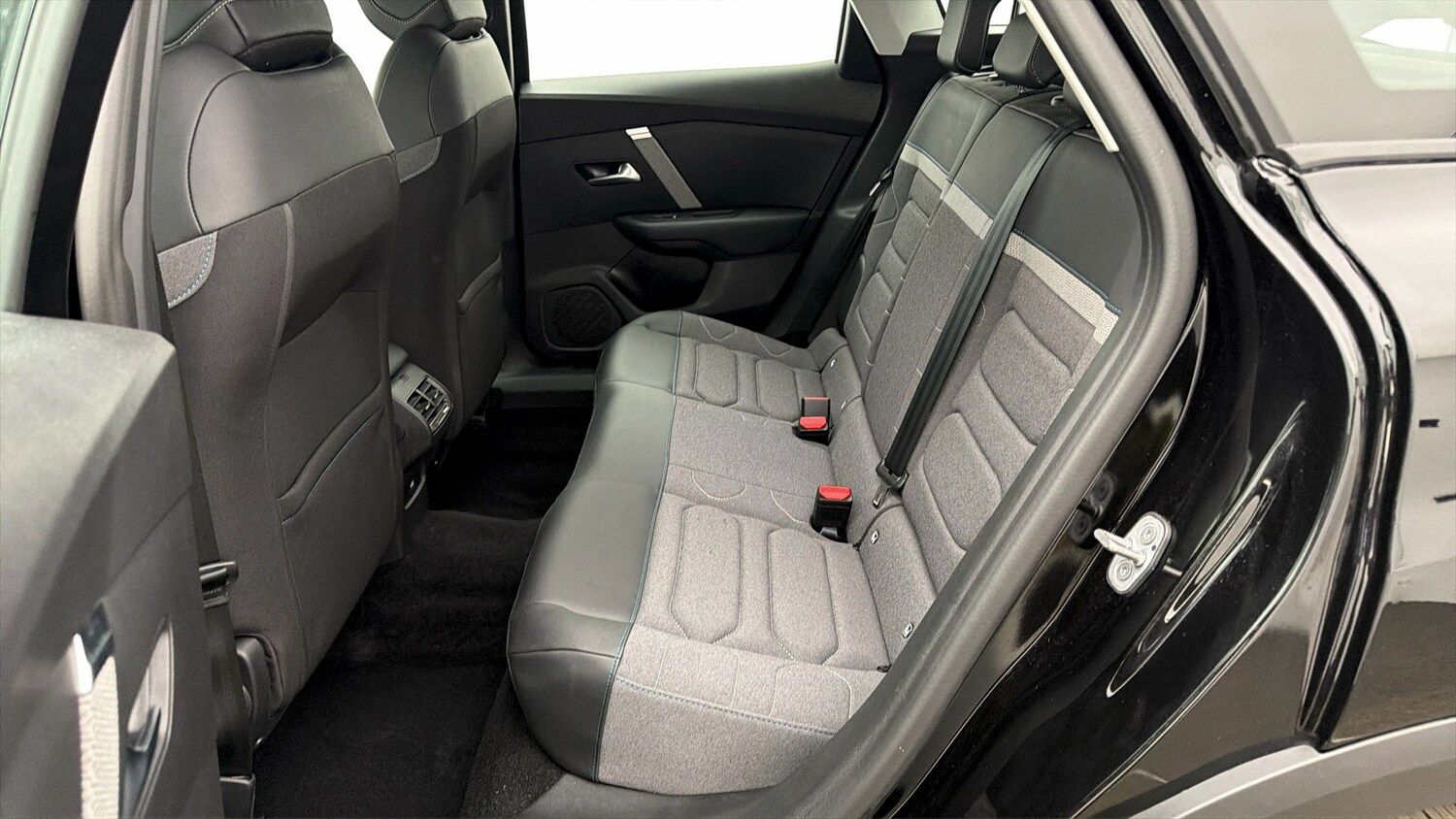 Used Citroen C4 2024 for sale - 77789444: Photo 15